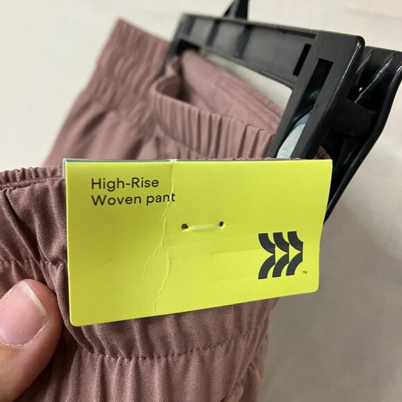 All In Motion Women's M Plum Purple Active Light High-Rise Woven Taper Pants - Picture 8 of 15